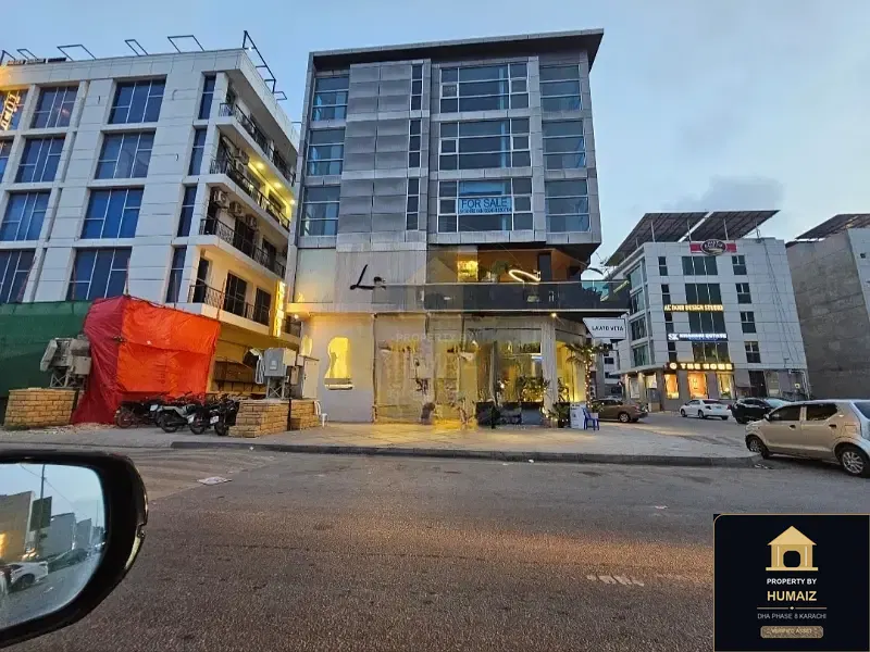 117 Sq. Yd. Corporate Office Space (Boulevard Facing, Unit 4) on Zulfiqar Commercial For Rent in DHA Phase 8 Karachi — Photograph 2