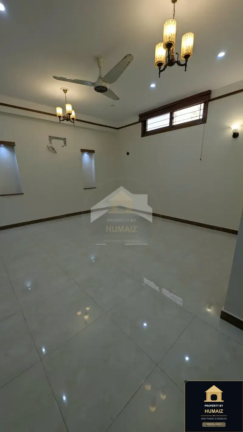 100 Sq. Yd. 4-Bedroom Luxury Villa (Basement, 5 Bath, Residence 19) in DHA Phase 8 For Sale in DHA Phase 8 Karachi — Photograph 4