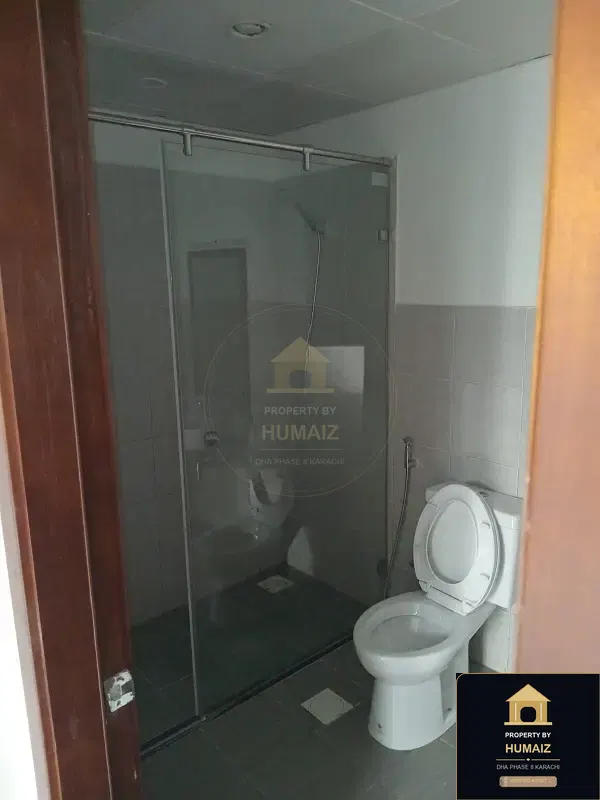 4-Bedroom Luxury Apartment (Sea Facing, 4 Bath, Suite 5) at Reef Towers For Rent in DHA Phase 8 Karachi — Photograph 8