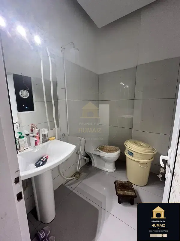 3-Bedroom Luxury Apartment (3 Bath, Suite 22) in DHA Phase 8 For Sale in DHA Phase 8 Karachi — Photograph 7