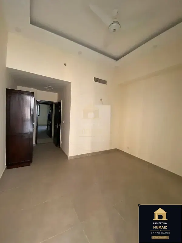 361 Sq. Yd. 3-Bedroom Luxury Villa at Coral Towers For Sale in DHA Phase 8 Karachi — Photograph 6