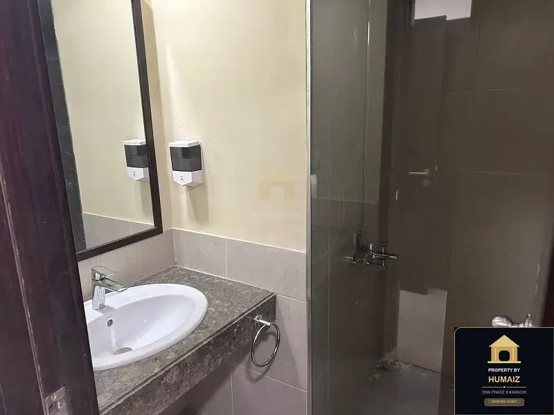 1-Bedroom Luxury Apartment (Private Pool, 2 Bath, Suite 3) at Coral Towers For Rent in DHA Phase 8 Karachi — Photograph 10