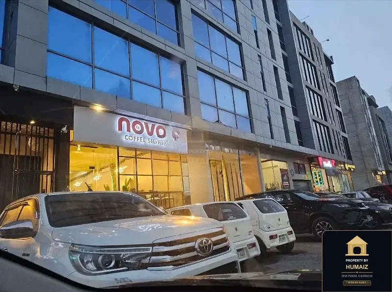 183 Sq. Yd. Commercial Retail Shop in DHA Phase 8 For Rent in DHA Phase 8 Karachi — Photograph 2