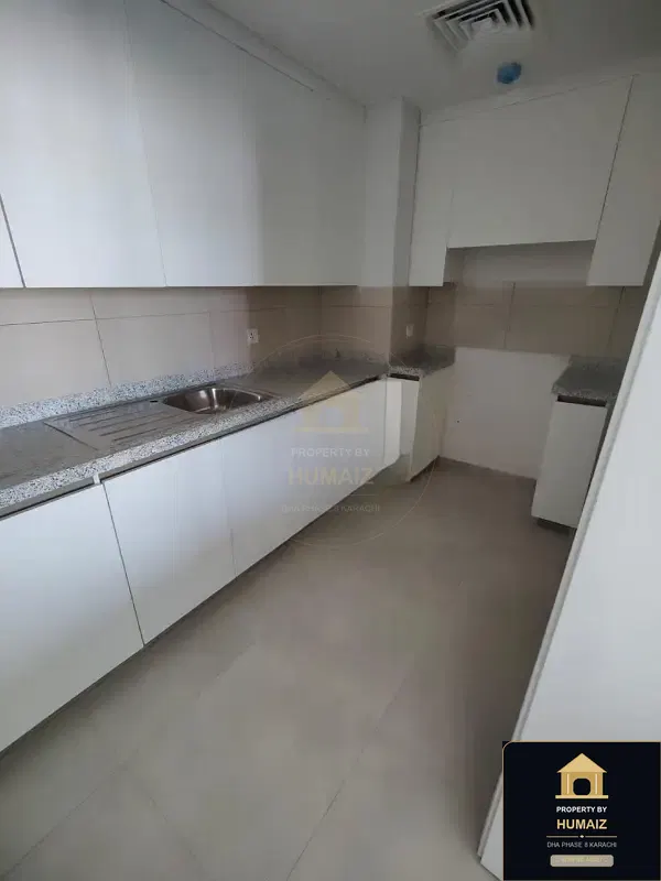 2-Bedroom Luxury Apartment (Sea Facing, 2 Bath, Suite 8) at Emaar Oceanfront For Rent in DHA Phase 8 Karachi — Photograph 3
