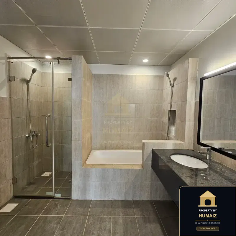 2-Bedroom Luxury Apartment (4 Bath, Suite 1) at Reef Towers For Sale in DHA Phase 8 Karachi — Photograph 3
