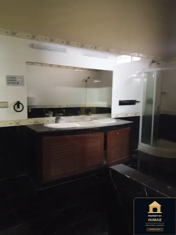 1,000 Sq. Yd. 6-Bedroom Luxury Villa (6 Bath, Residence 22) in DHA Phase 8 For Rent in DHA Phase 8 Karachi — Photograph 4