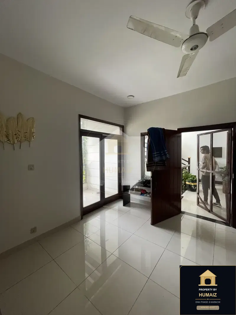 3-Bedroom Upper/Lower Portion (Brand New, 3 Bath, Unit 45) in DHA Phase 8 For Rent in DHA Phase 8 Karachi — Photograph 6