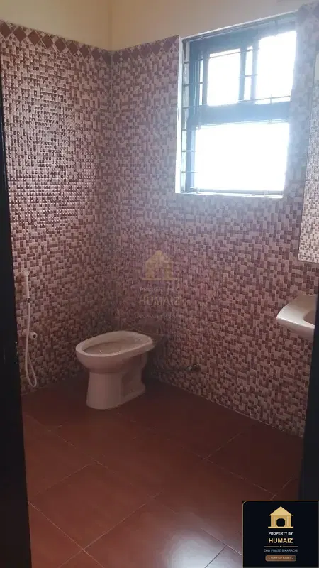 4-Bedroom Upper/Lower Portion (4 Bath, Unit 1) in DHA Phase 8 For Rent in DHA Phase 8 Karachi — Photograph 12
