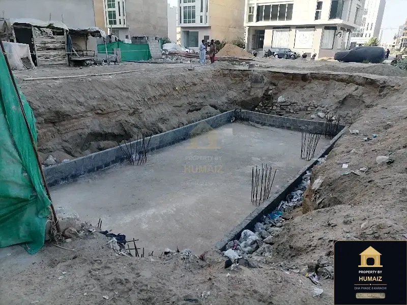 86 Sq. Yd. Commercial Retail Shop on Al-Murtaza Commercial For Sale in DHA Phase 8 Karachi — Photograph 3