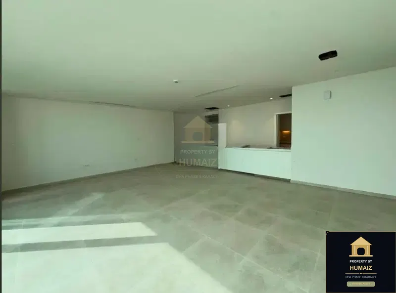 2-Bedroom Luxury Apartment (Boulevard Facing, 3 Bath, Suite 37) at The Views For Rent in DHA Phase 8 Karachi — Photograph 4