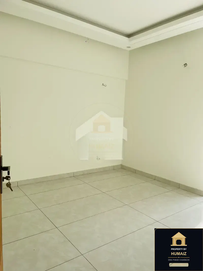 3-Bedroom Luxury Apartment (Brand New, 4 Bath, Suite 4) on Al-Murtaza Commercial For Sale in DHA Phase 8 Karachi — Photograph 6