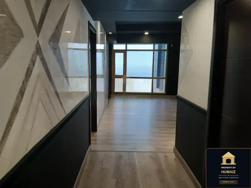 3-Bedroom Luxury Apartment (Sea Facing, 5 Bath, Suite 27) at Pearl Towers For Sale in DHA Phase 8 Karachi — Photograph 15