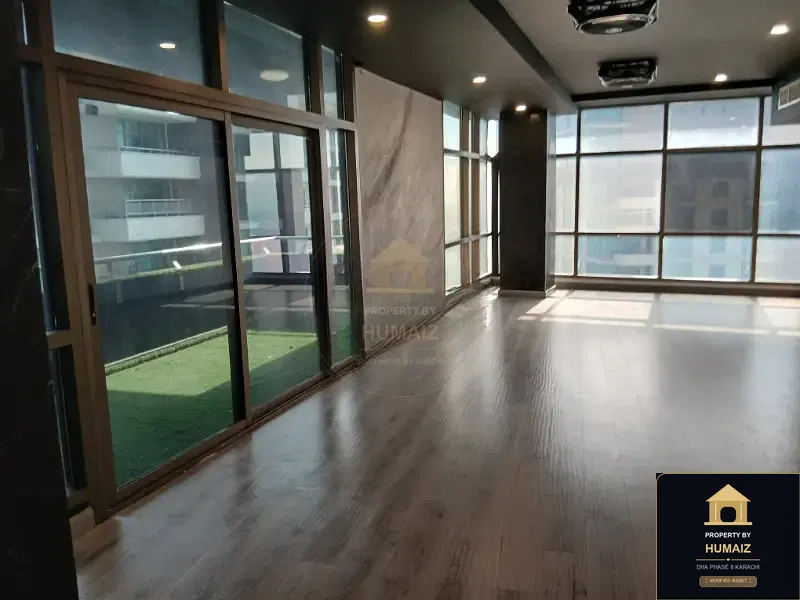3-Bedroom Luxury Apartment (Sea Facing, 5 Bath, Suite 27) at Pearl Towers For Sale in DHA Phase 8 Karachi — Photograph 6