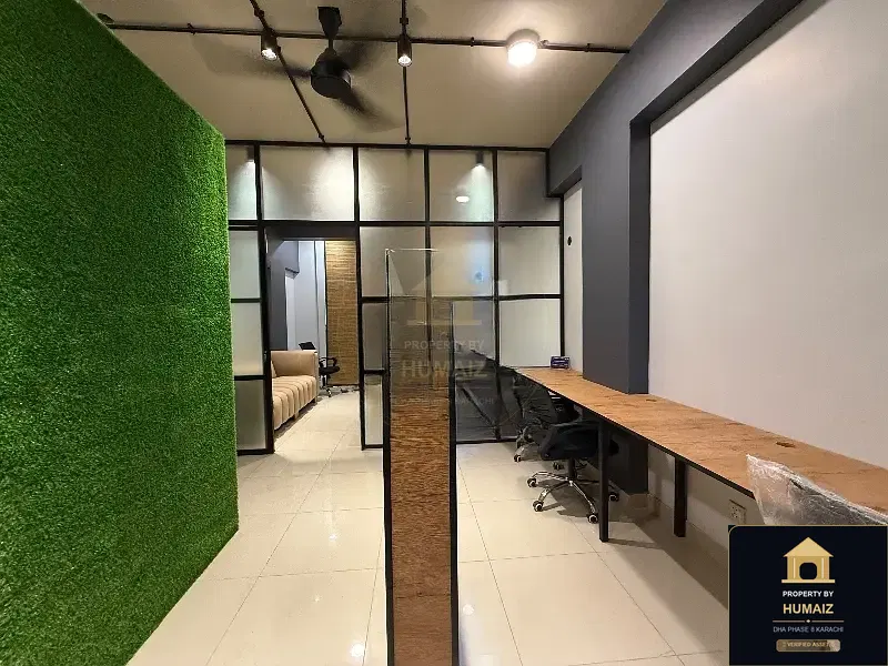 50 Sq. Yd. Corporate Office Space on Zulfiqar Commercial For Rent in DHA Phase 8 Karachi — Photograph 4