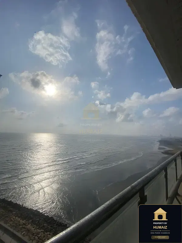 4-Bedroom Luxury Apartment (Sea Facing, 6 Bath, Suite 11) at Pearl Towers For Sale in DHA Phase 8 Karachi — Photograph 2