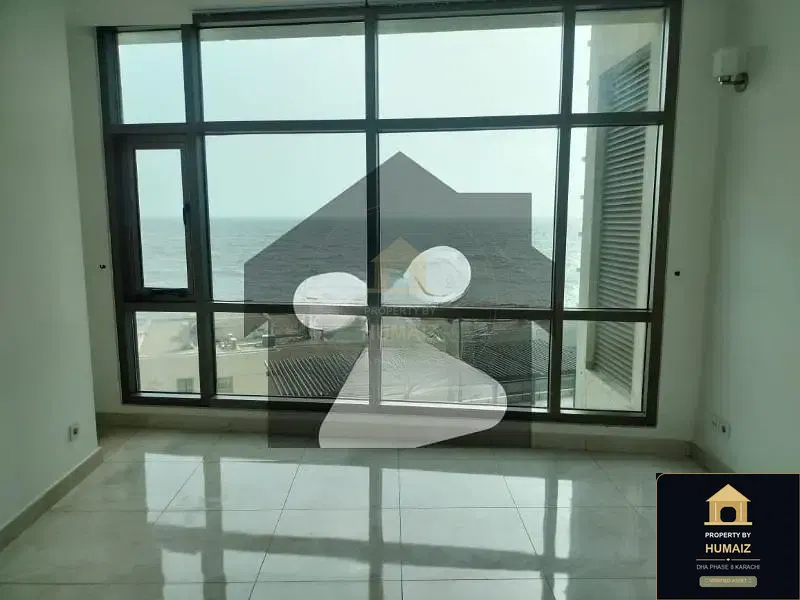 4-Bedroom Luxury Apartment (Sea Facing, 5 Bath, Suite 2) at Coral Towers For Rent in DHA Phase 8 Karachi — Photograph 4