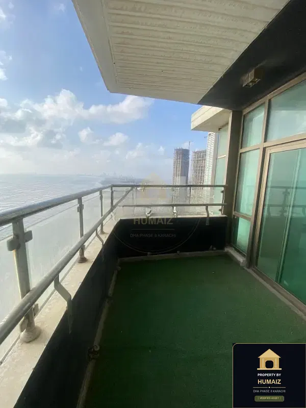 4-Bedroom Luxury Apartment (Sea Facing, 6 Bath, Suite 11) at Pearl Towers For Sale in DHA Phase 8 Karachi — Photograph 7