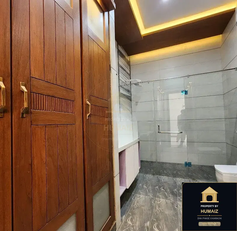 500 Sq. Yd. 8-Bedroom Luxury Villa in Zone A For Sale in DHA Phase 8 Karachi — Photograph 12