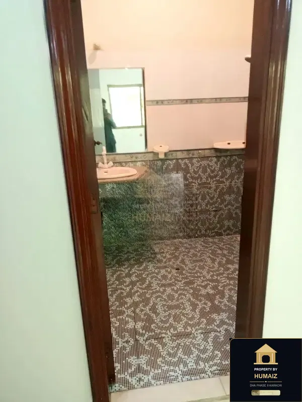 3-Bedroom Upper/Lower Portion (3 Bath, Unit 2) at Creek Vistas For Rent in DHA Phase 8 Karachi — Photograph 5