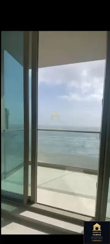 3-Bedroom Luxury Apartment (Sea Facing, 3 Bath, Suite 18) at The Views For Rent in DHA Phase 8 Karachi — Photograph 4