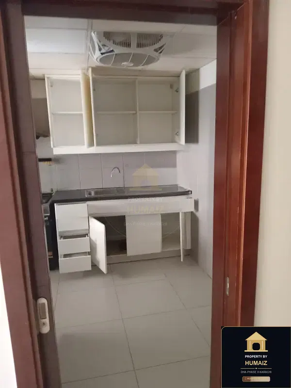 4-Bedroom Luxury Apartment (Sea Facing, 6 Bath, Suite 2) at Reef Towers For Rent in DHA Phase 8 Karachi — Photograph 23