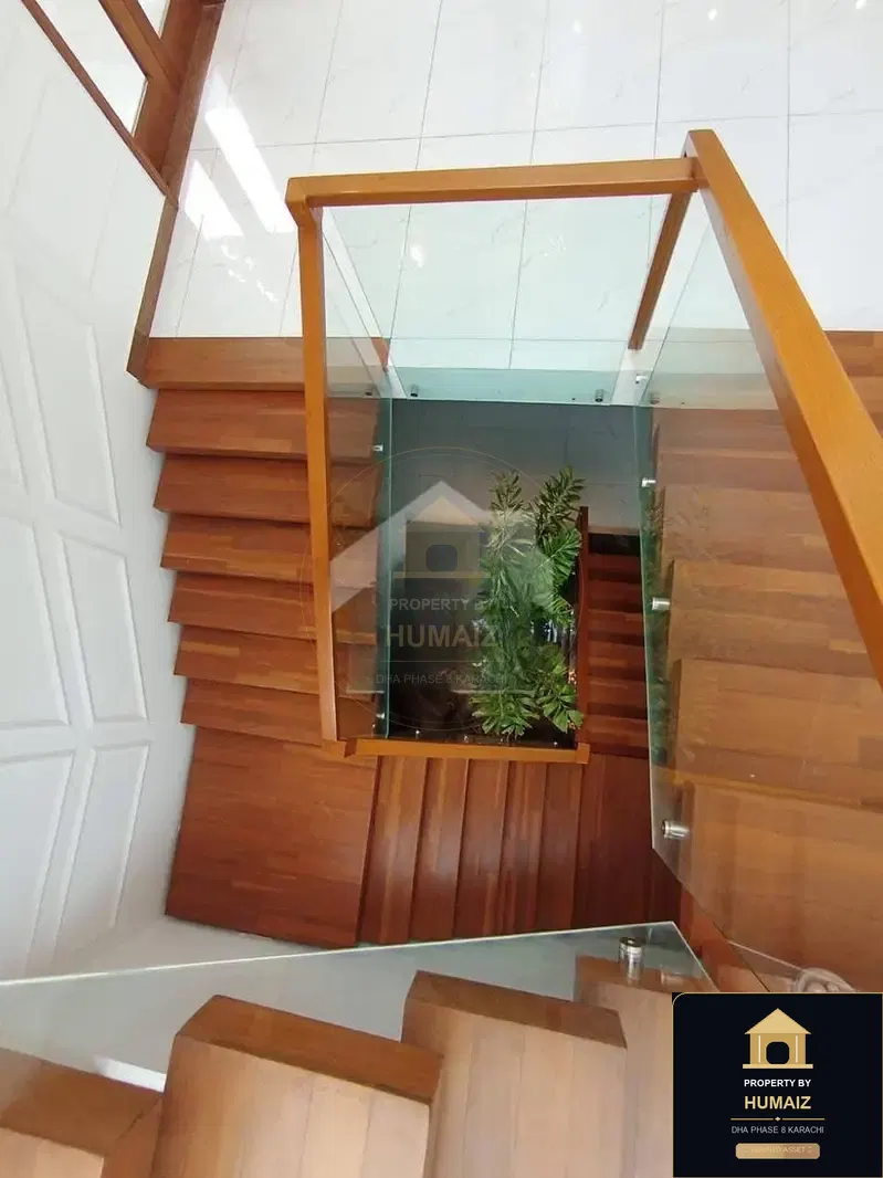 500 Sq. Yd. 6-Bedroom Luxury Villa (Basement, 6 Bath, Residence 4) in Zone A For Sale in DHA Phase 8 Karachi — Photograph 6