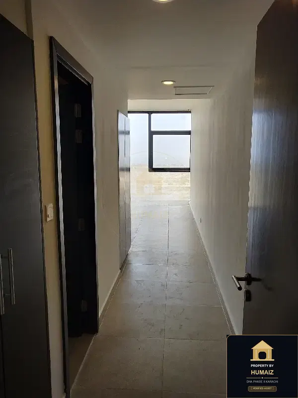 3-Bedroom Luxury Apartment (Sea Facing, 4 Bath, Suite 1) at Emaar Oceanfront For Rent in DHA Phase 8 Karachi — Photograph 5