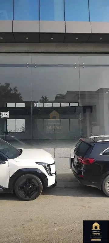 400 Sq. Yd. Commercial Retail Shop (Basement, 1 Bath, Unit 1) on Al-Murtaza Commercial For Rent in DHA Phase 8 Karachi — Photograph 9