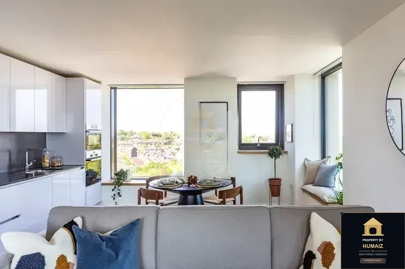 2-Bedroom Luxury Apartment (Private Pool, 2 Bath, Suite 14) at Reef Towers For Sale in DHA Phase 8 Karachi — Photograph 4