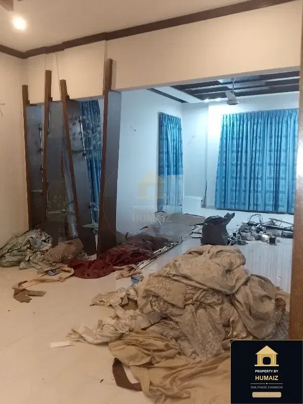 500 Sq. Yd. 6-Bedroom Luxury Villa (6 Bath, Residence 1) in Khayaban-e-Tariq For Rent in DHA Phase 8 Karachi — Photograph 10
