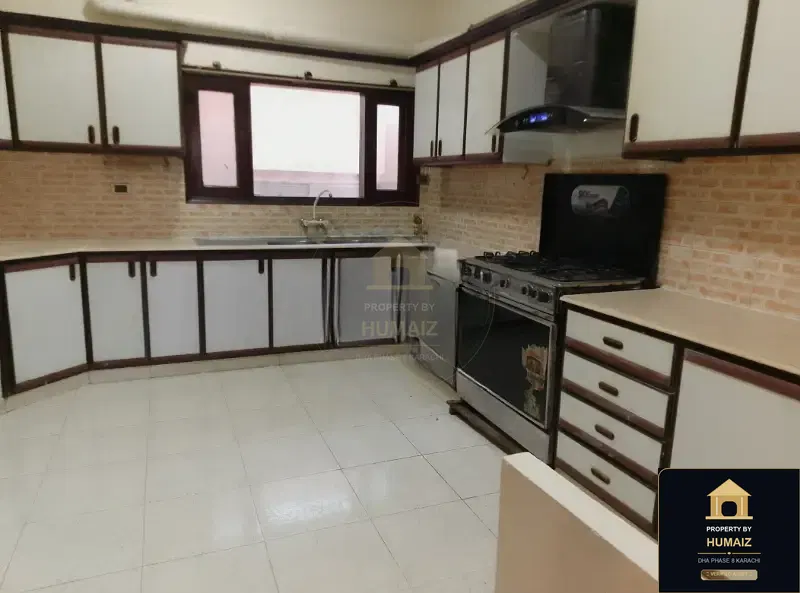 3-Bedroom Upper/Lower Portion (3 Bath, Unit 5) in DHA Phase 8 For Rent in DHA Phase 8 Karachi — Photograph 6