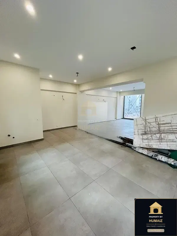 100 Sq. Yd. Corporate Office Space (Brand New, Unit 3) on Al-Murtaza Commercial For Rent in DHA Phase 8 Karachi — Photograph 4