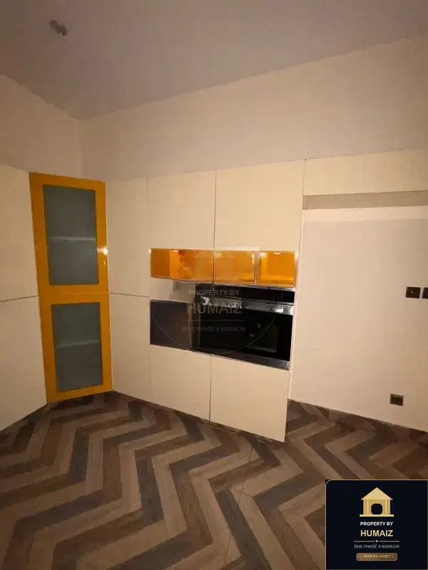 4-Bedroom Upper/Lower Portion (5 Bath, Unit 1) at Creek Vistas For Rent in DHA Phase 8 Karachi — Photograph 6