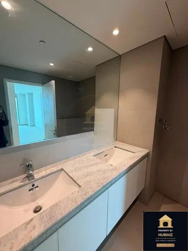 2-Bedroom Luxury Apartment (Sea Facing, 3 Bath, Suite 8) at The Views For Rent in DHA Phase 8 Karachi — Photograph 14