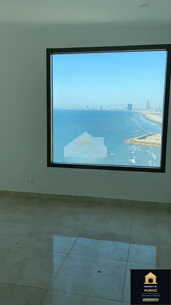 4-Bedroom Luxury Apartment (Sea Facing, 6 Bath, Suite 6) at Pearl Towers For Sale in DHA Phase 8 Karachi — Photograph 3