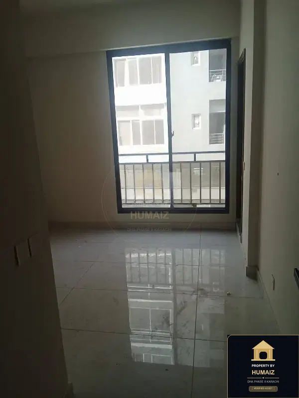 3-Bedroom Luxury Apartment (3 Bath, Suite 16) on Al-Murtaza Commercial For Rent in DHA Phase 8 Karachi — Photograph 6
