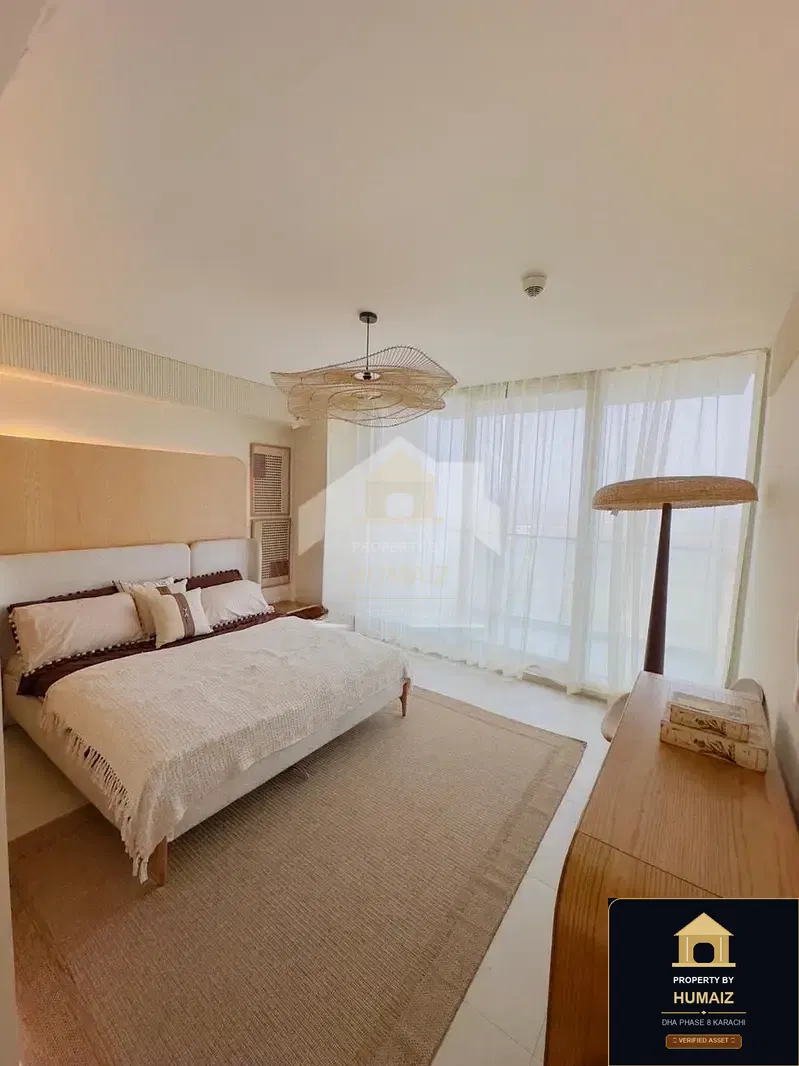 3-Bedroom Luxury Apartment (Sea Facing, 5 Bath, Suite 14) at The Views For Sale in DHA Phase 8 Karachi — Photograph 8