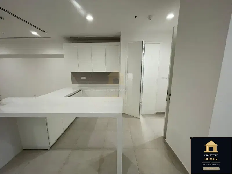 2-Bedroom Luxury Apartment (Sea Facing, 3 Bath, Suite 6) at The Views For Sale in DHA Phase 8 Karachi — Photograph 19