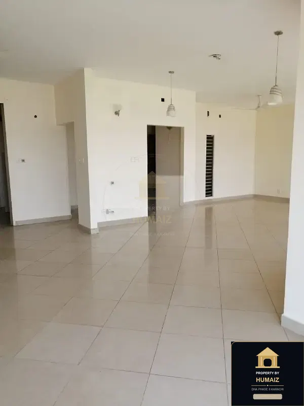 4-Bedroom Luxury Apartment (5 Bath, Suite 34) at Creek Vistas For Sale in DHA Phase 8 Karachi — Photograph 14