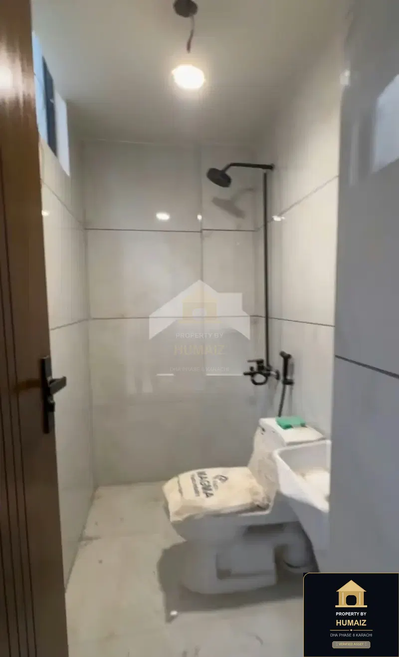 3-Bedroom Luxury Apartment (Brand New, 3 Bath, Suite 17) on Al-Murtaza Commercial For Rent in DHA Phase 8 Karachi — Photograph 15