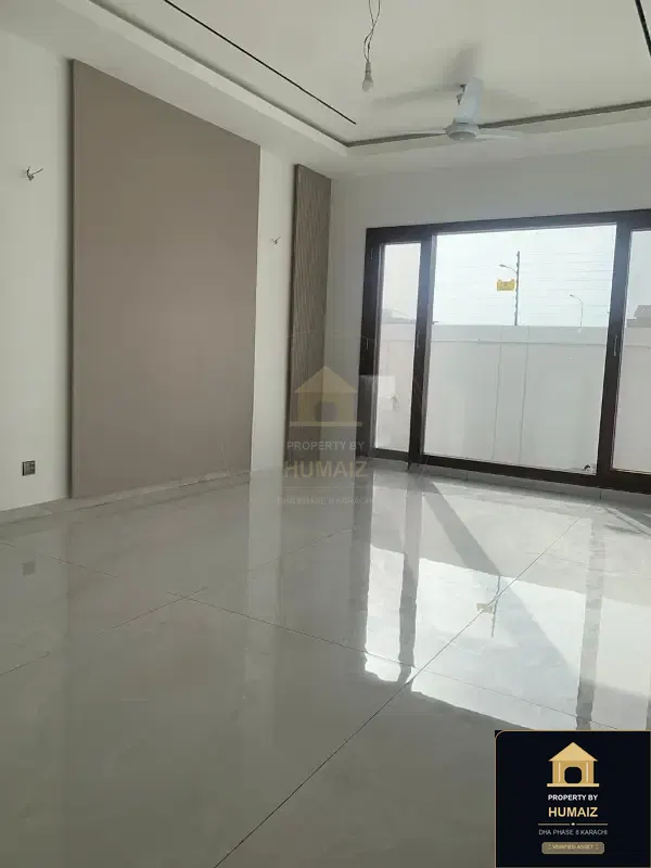 500 Sq. Yd. 6-Bedroom Luxury Villa (6 Bath, Residence 32) in DHA Phase 8 For Sale in DHA Phase 8 Karachi — Photograph 8