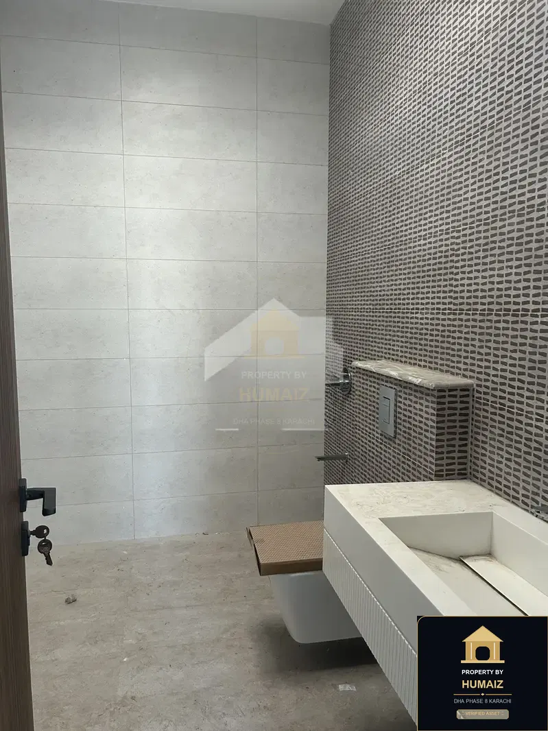 300 Sq. Yd. 5-Bedroom Luxury Villa at Panorama For Sale in DHA Phase 8 Karachi — Photograph 28