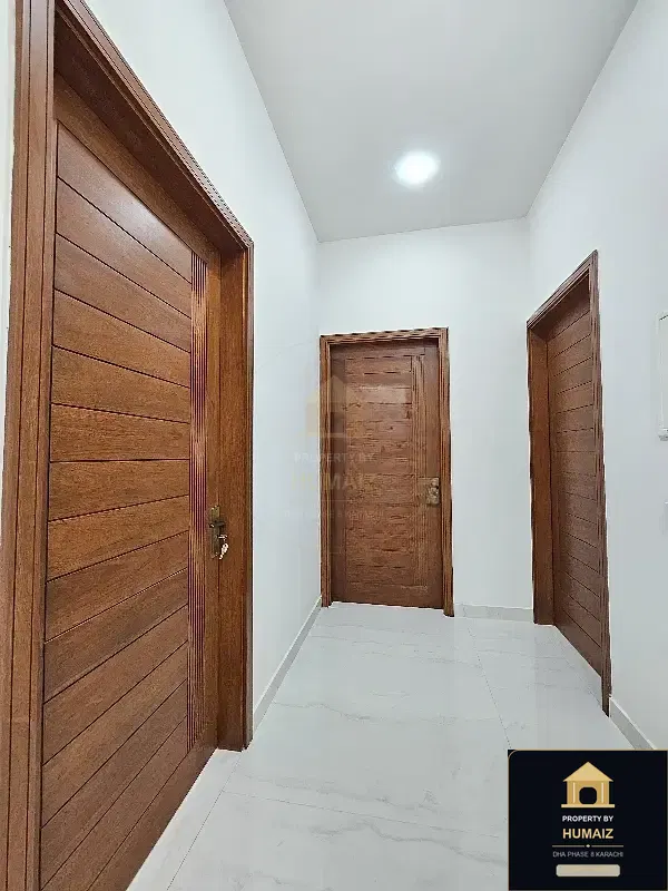 100 Sq. Yd. 5-Bedroom Luxury Villa (Basement, 5 Bath, Residence 2) in DHA Phase 8 For Sale in DHA Phase 8 Karachi — Photograph 14