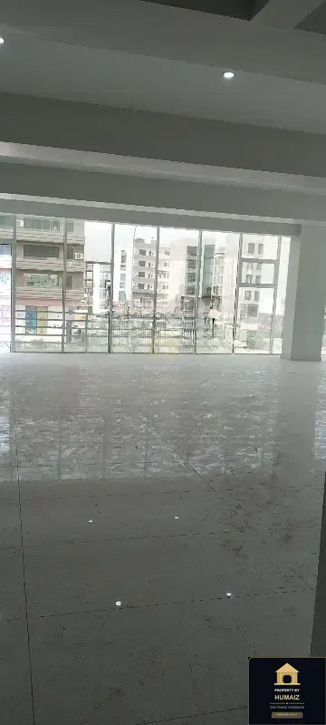 222 Sq. Yd. Corporate Office Space (Corner, Unit 5) on Al-Murtaza Commercial For Rent in DHA Phase 8 Karachi — Photograph 6