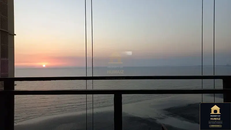 2-Bedroom Luxury Apartment (Sea Facing, 4 Bath, Suite 6) at Coral Towers For Sale in DHA Phase 8 Karachi — Photograph 15