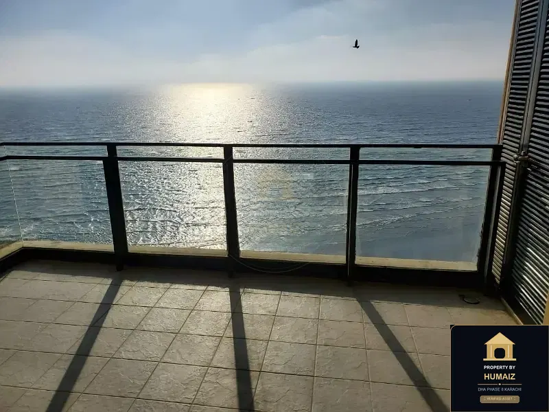 3-Bedroom Luxury Apartment (Sea Facing, 4 Bath, Suite 10) at Pearl Towers For Rent in DHA Phase 8 Karachi — Photograph 11