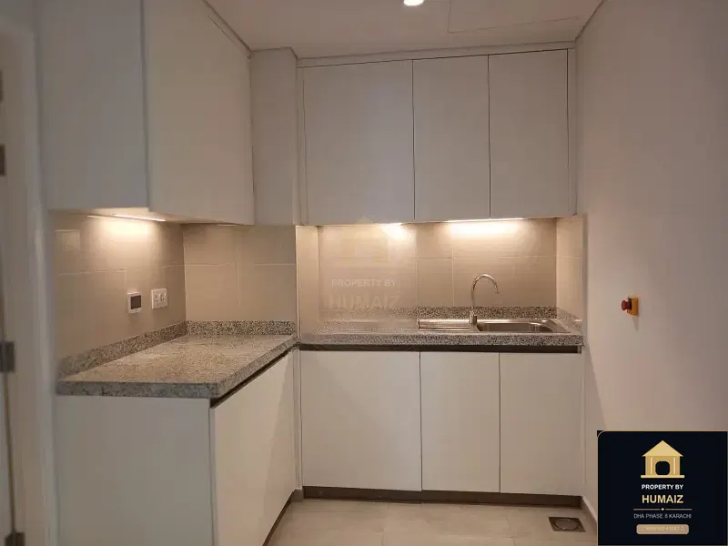 3-Bedroom Luxury Apartment (Sea Facing, 5 Bath, Suite 23) at The Views For Rent in DHA Phase 8 Karachi — Photograph 24