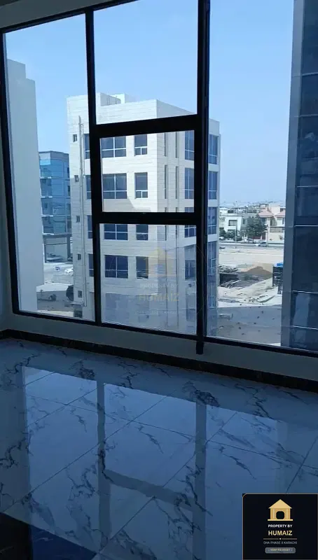 100 Sq. Yd. Commercial Building (Basement, 4 Bath, Unit 1) on Zulfiqar Commercial For Sale in DHA Phase 8 Karachi — Photograph 13