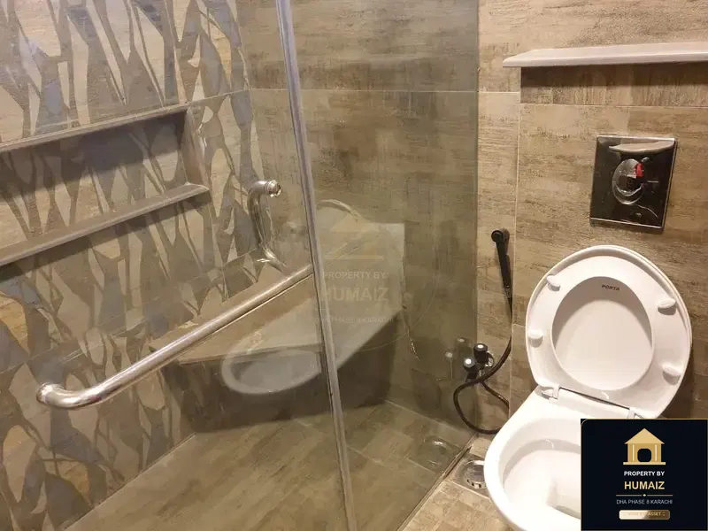 500 Sq. Yd. 6-Bedroom Luxury Villa (West Open, 6 Bath, Residence 138) in DHA Phase 8 For Sale in DHA Phase 8 Karachi — Photograph 15