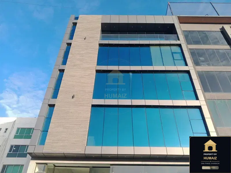 500 Sq. Yd. Commercial Retail Shop in DHA Phase 8 For Rent in DHA Phase 8 Karachi — Photograph 2